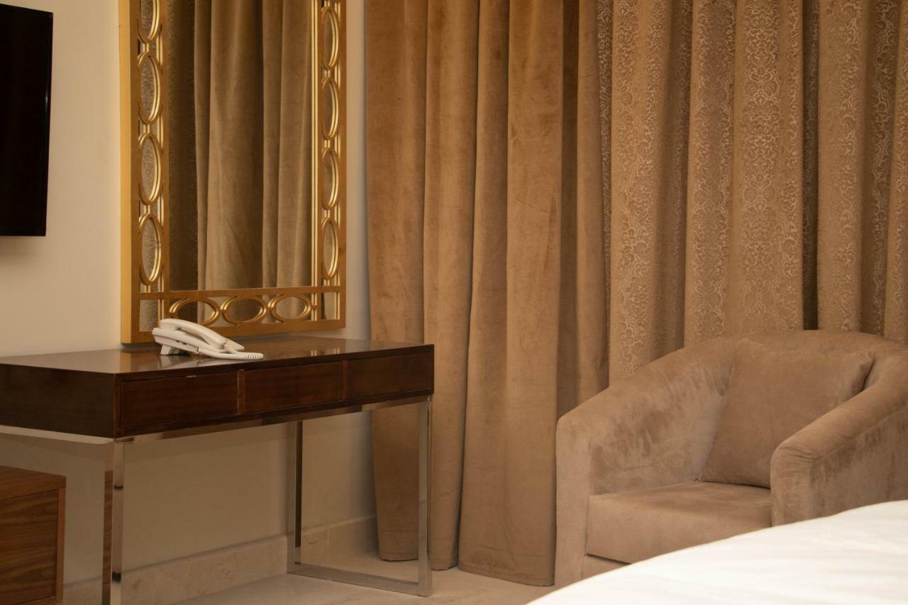 Durrat Manzli Aparthotel Al Khobar Eksteriør billede